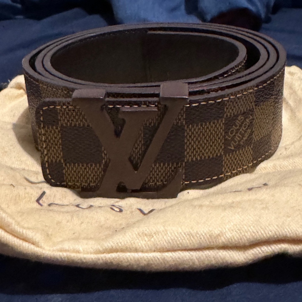 Louis Vuitton Ebene belt 110/44 Used